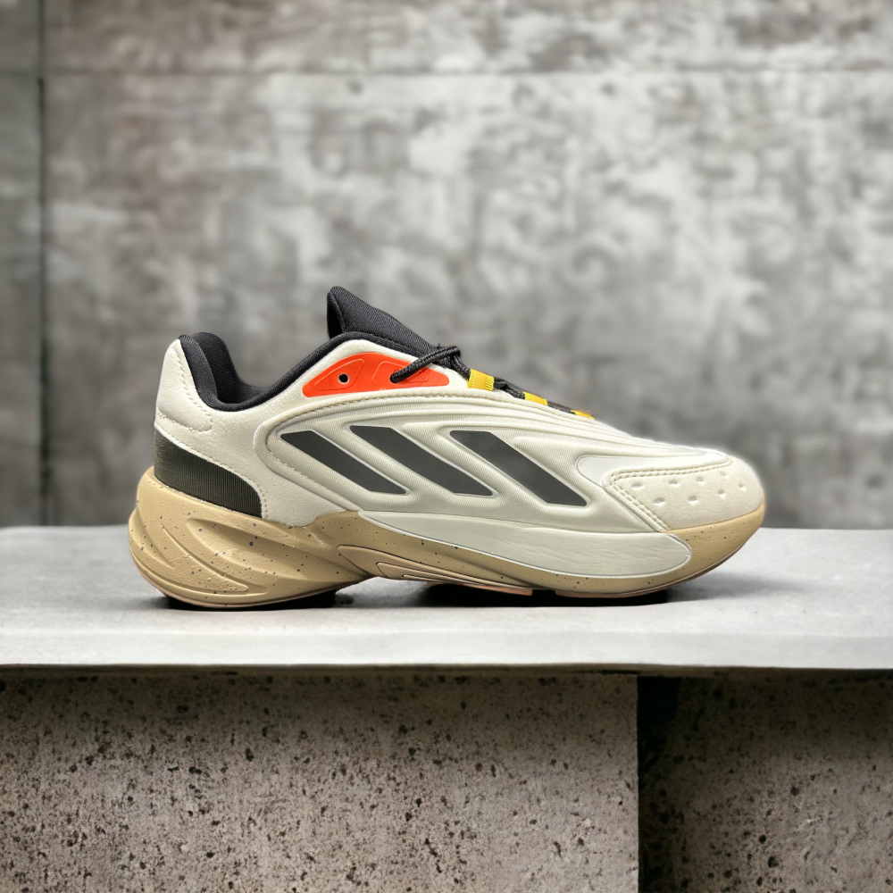 Adidas Ozelia • White