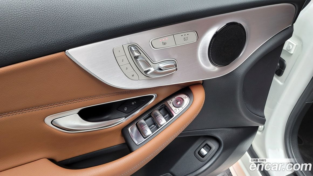 Mercedes-Benz C-Class W205 C200 Cabriolet (05.2020)