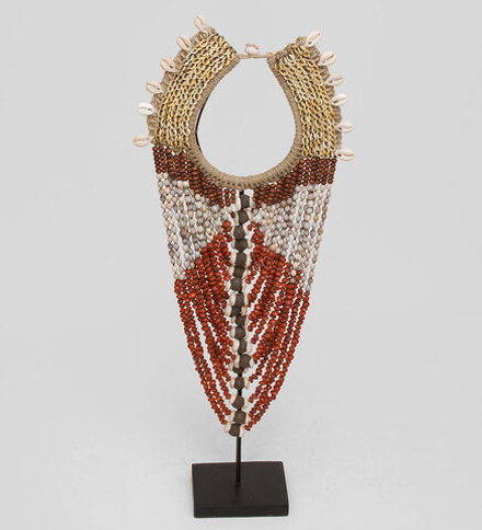 27-024 Ожерелье аборигена (Папуа)