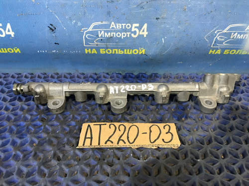 Топливная рейка TOYOTA AVENSIS 1999