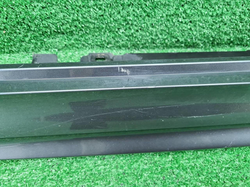 Накладка порога правая BMW 1er F40 (19-нв) M-paket