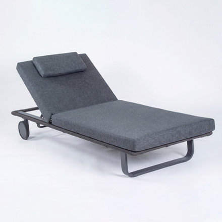 Шезлонг Ideal Patio КОСТА С на колесах, каркас карбон, матрас маренго (с подушкой)