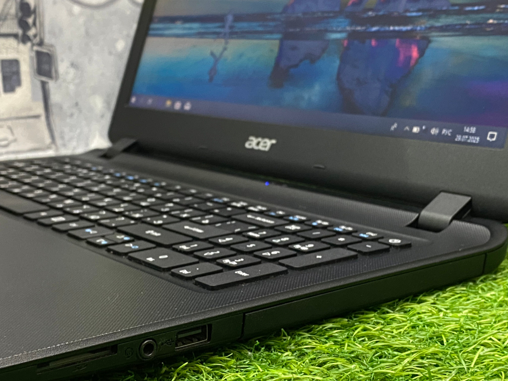 Ноутбук Acer 15.6' Pentium N3710/GF 920MX 2GB/8GB/240GB/ Aspire ES1-532G-P512[NX.GHAER.006]/Windows 10