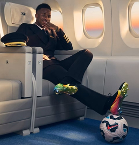 Бутсы Nike Mercurial Vapor 16 Vini JR - доступны для заказа