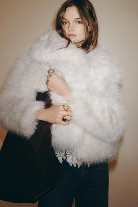 ZARA КУРТКА ИЗ ИСКУССТВЕННОГО МЕХА — ZW COLLECTION, ЭКРЮ