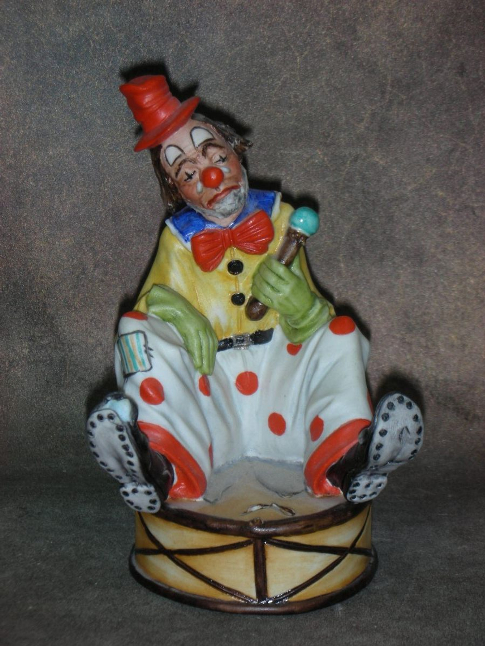 Статуэтка. Фарфор. Клоун Конферансье. Capodimonte. Италия