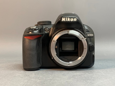 Nikon D3100 Body 39.458 Кадров
