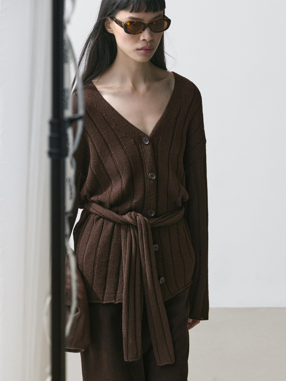 Massimo Dutti Кардиган с деталью на поясе, шоколадный