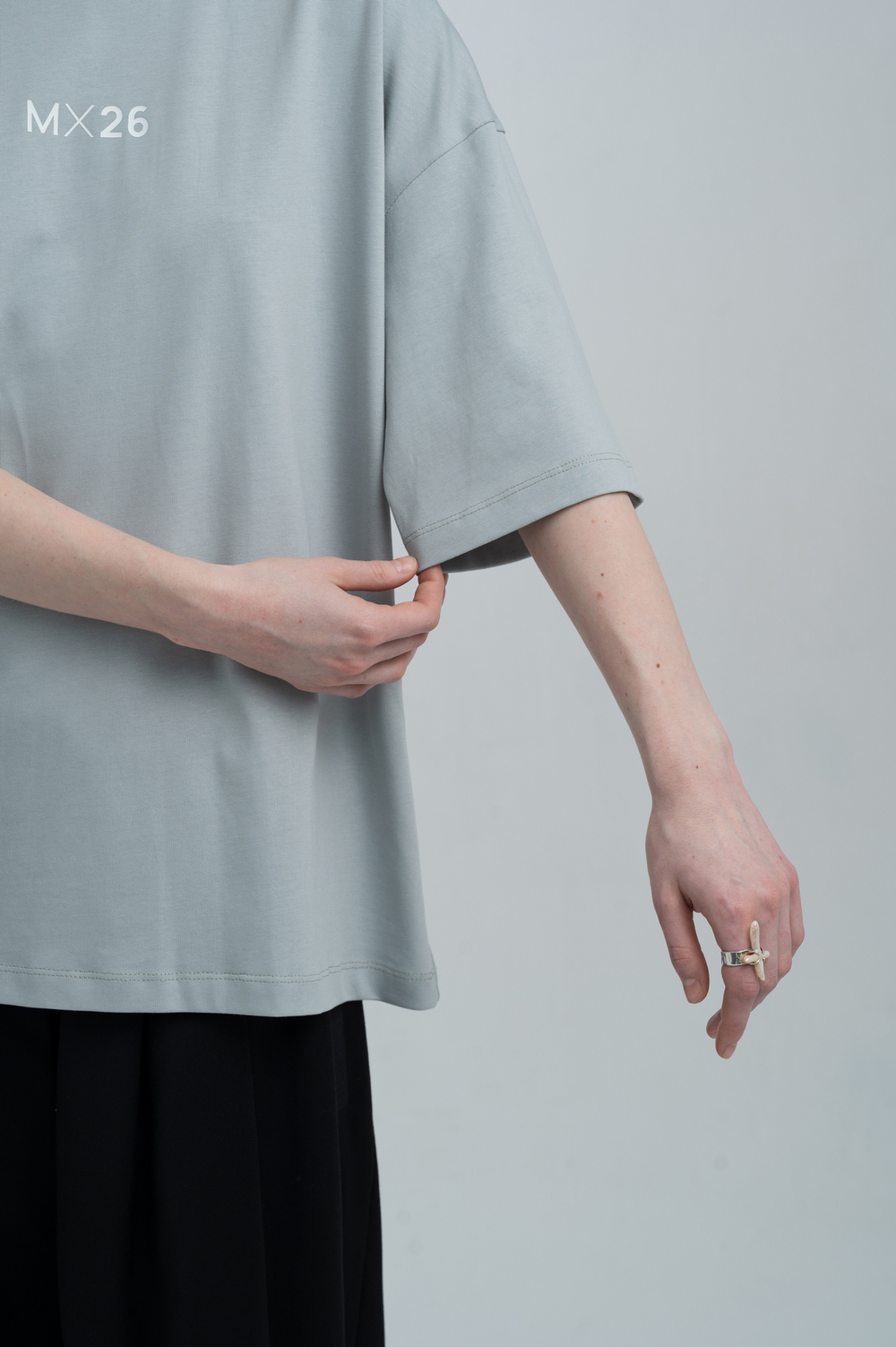 Футболка oversize из плотного трикотажа