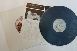 Queen A Night At The Opera (Japan 1975)