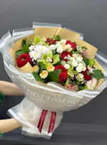 Сборный букет с розами Red monster