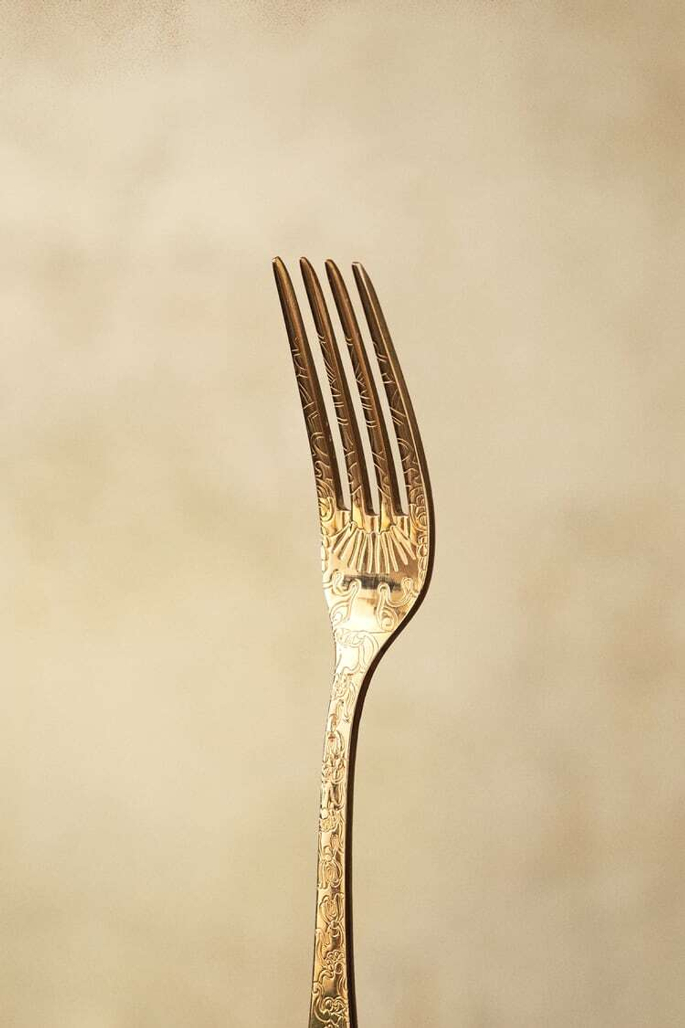 ZARA HOME ВИЛКА С РЕЛЬЕФНЫМ УЗОРОМ, ЗОЛОТОЙ