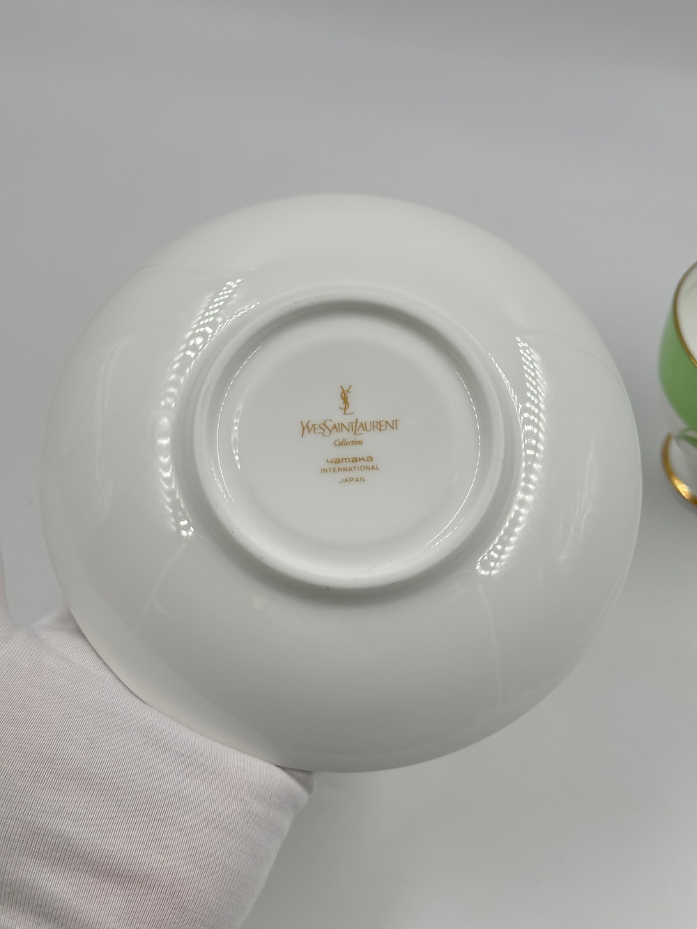 Чайная пара с нарциссом Yves Saint Laurent