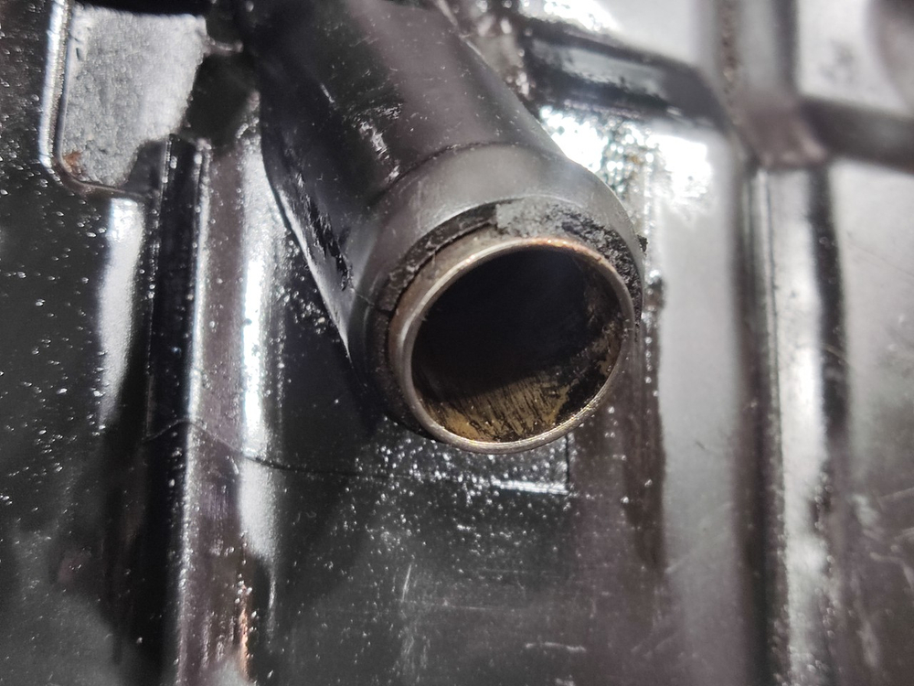 Бачок расширительный