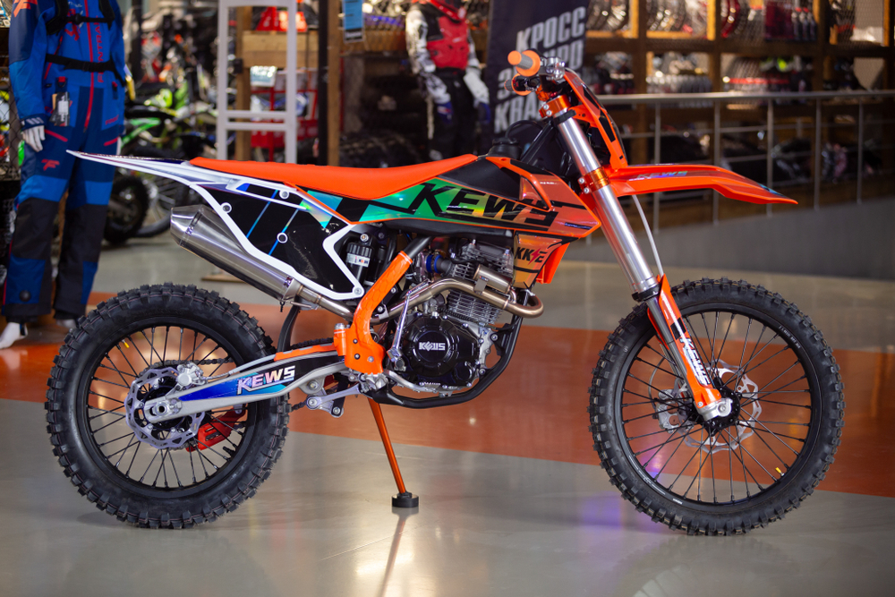 Мотоцикл K16-CB250-F