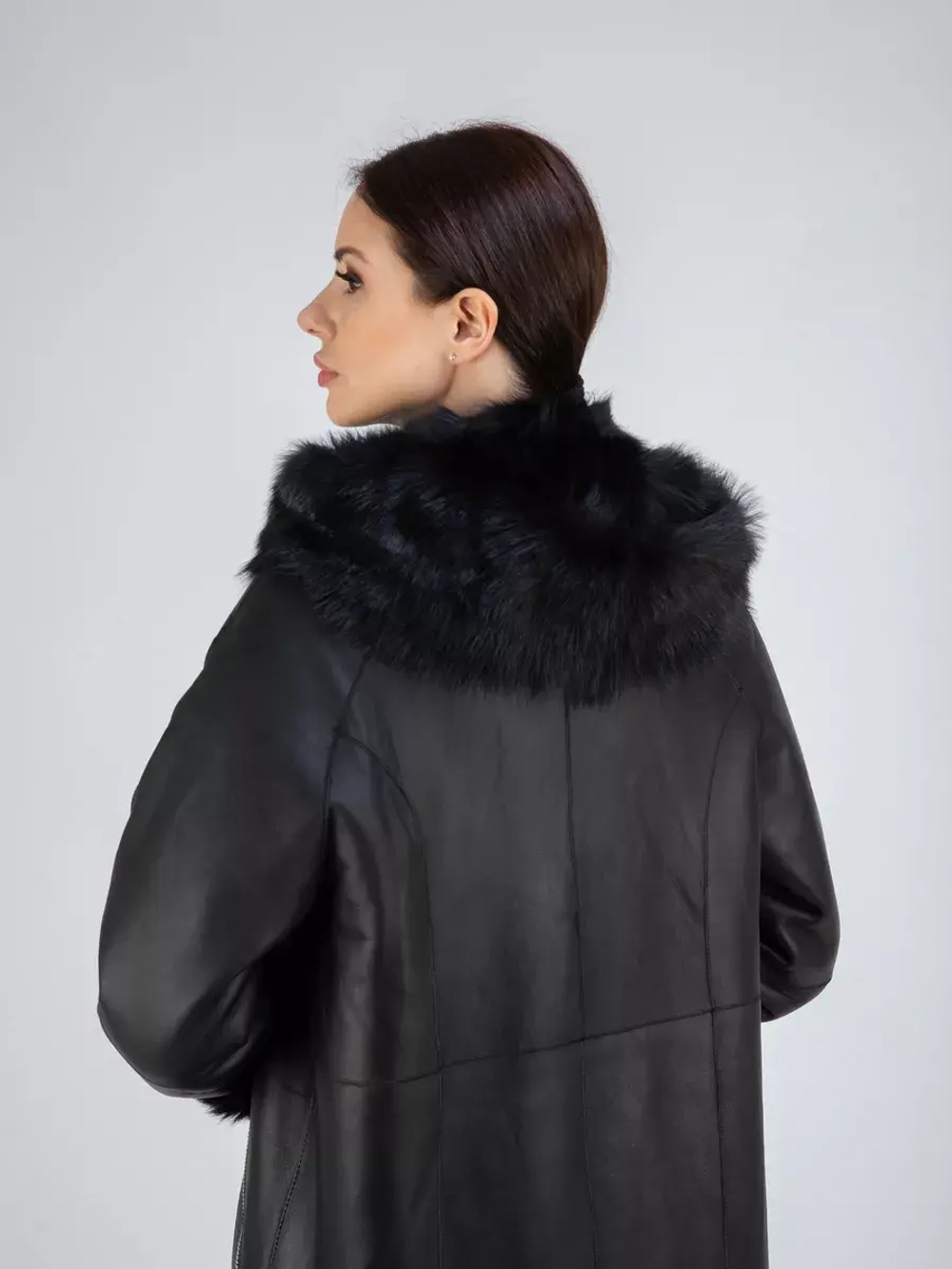 Дубленка зима натуральная с капюшоном длинная