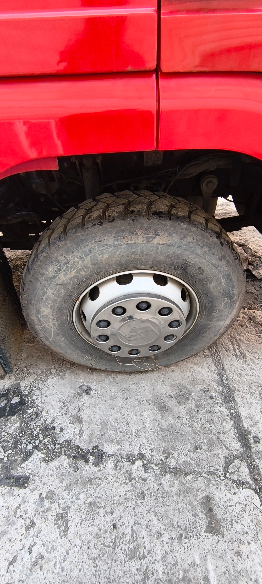 Shacman (Shaanxi) SX* 6x4 Седельный тягач SX42584V324 (Дизельный, 11,6 л, 423 л.с., МТ)