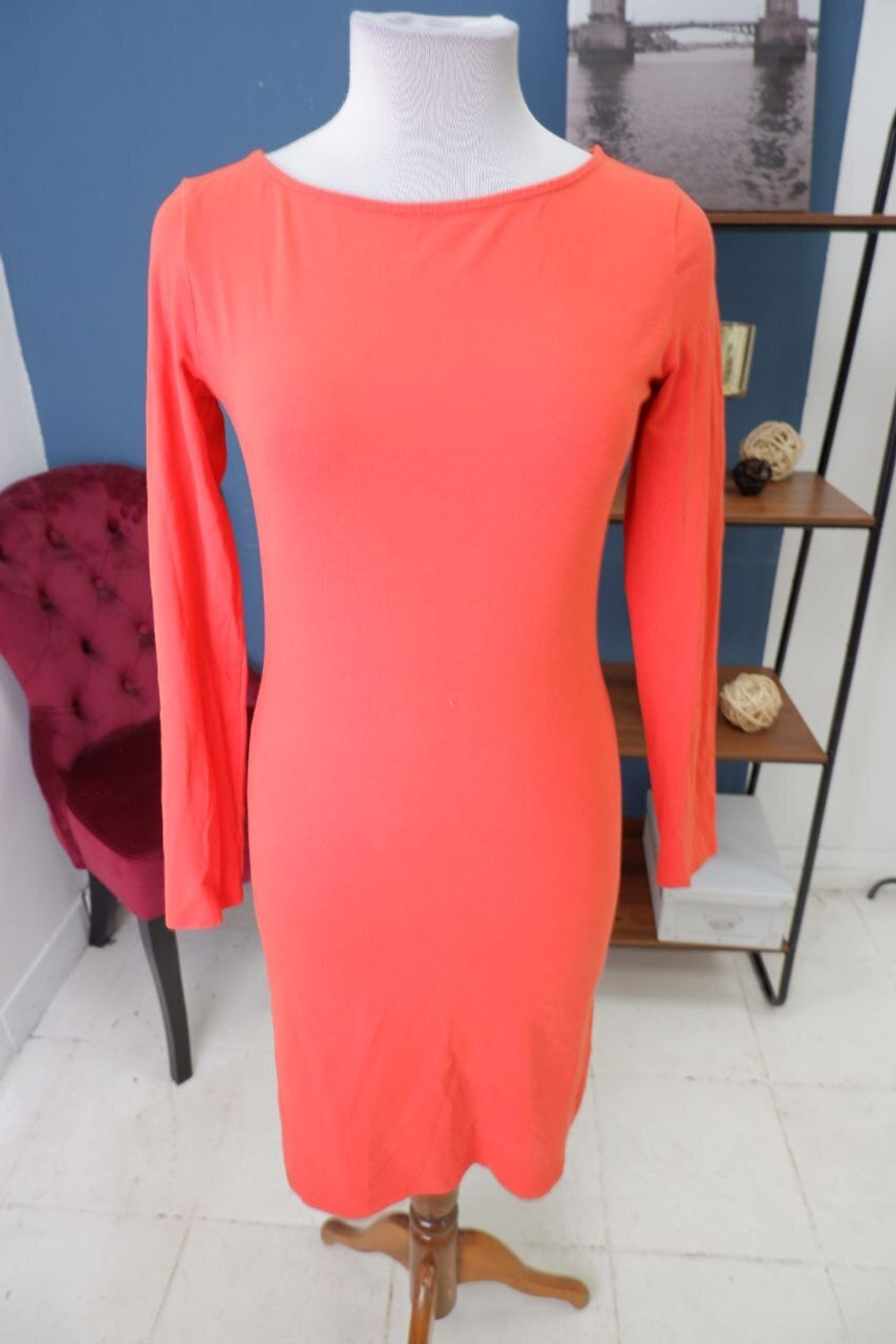 Платье Oodji яркое 46 размер