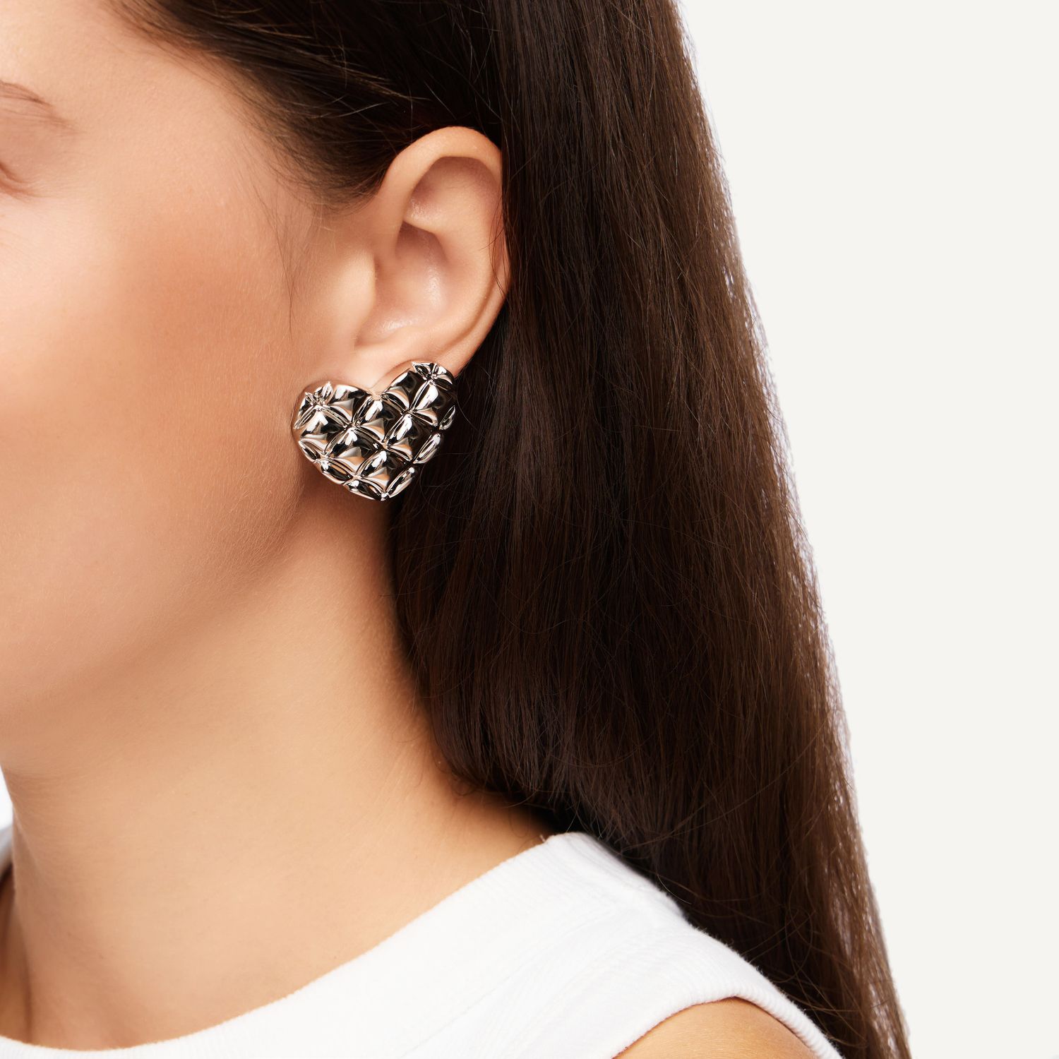 Клипсы Stitched Heart Earrings