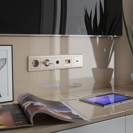 Рамка на 5 постов Stream (шампань)