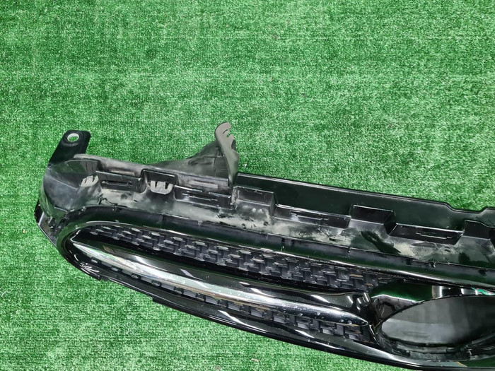 Решетка радиатора Mercedes E C238 (2020-2023)