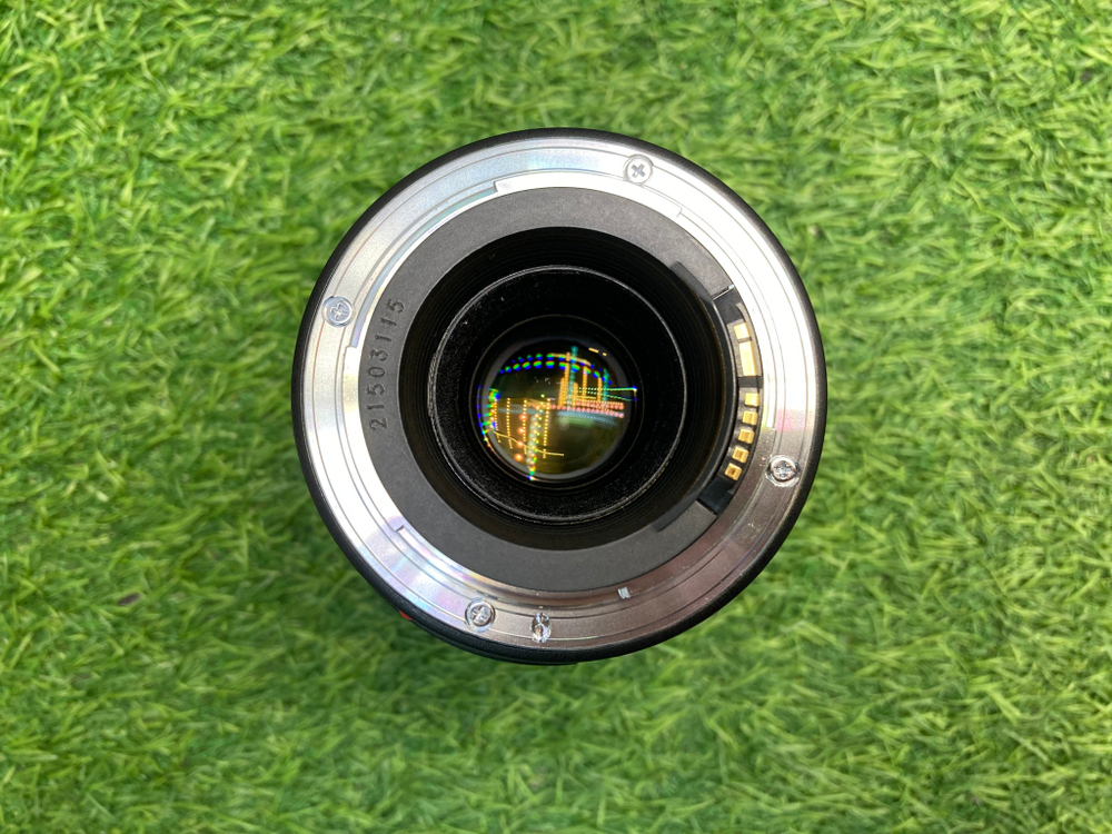 Canon EF 100mm 2.8 Macro USM