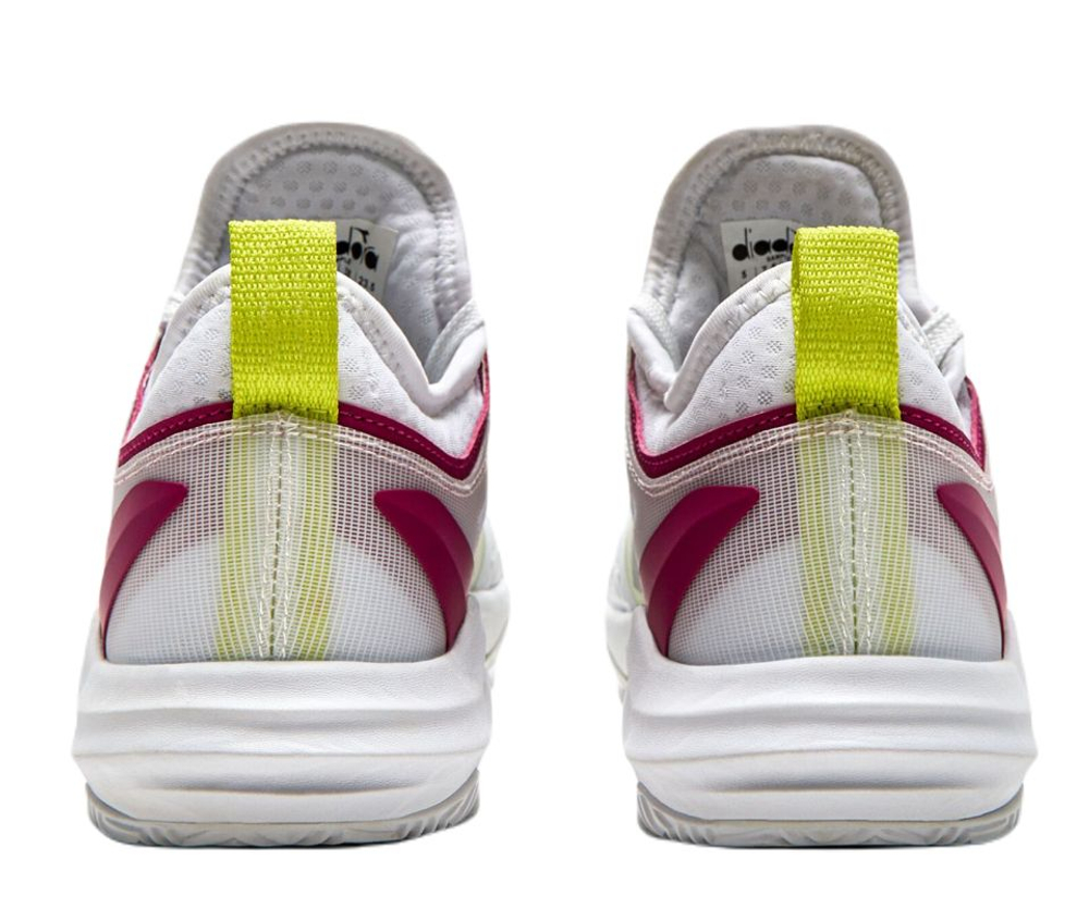 Женские теннисные кроссовки Diadora Speed Blushield Fly 4 + - white/black/vivacious