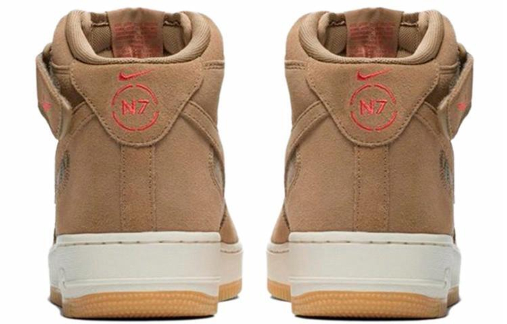 Кроссовки Nike Air Force 1 07 Premium N7