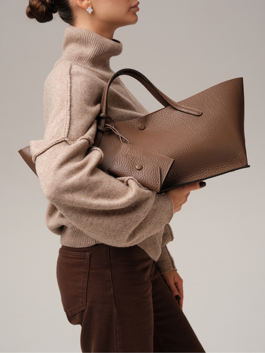 Женская кожаная сумка DBR 31136 коричневый какао