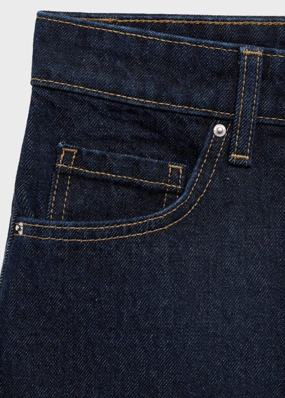 Прямые джинсовые шорты с высокой посадкой