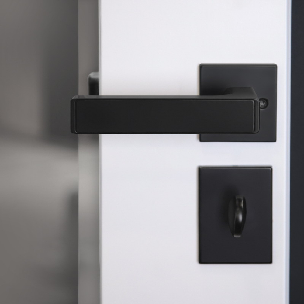 Стальная дверь "Берилл" с зеркалом (умная дверная ручка). Заказная модель.