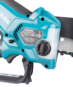 Аккумуляторная цепная пила Makita UC029GZ01