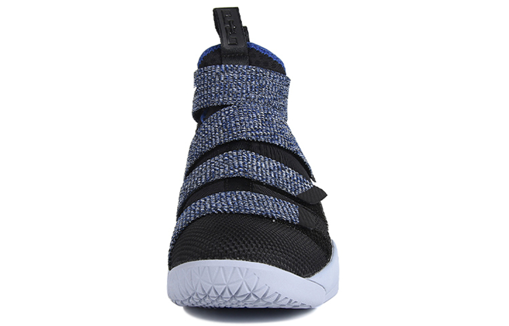 Кроссовки Nike Zoom Soldier 11