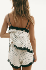 Пижамный комплект из атласа с кружевной тесьмой - H&M