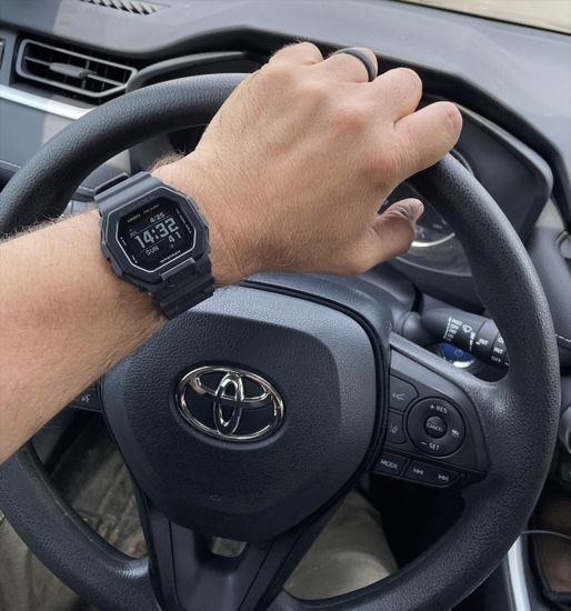 Наручные часы Casio G-Shock GBX-100NS-1ER