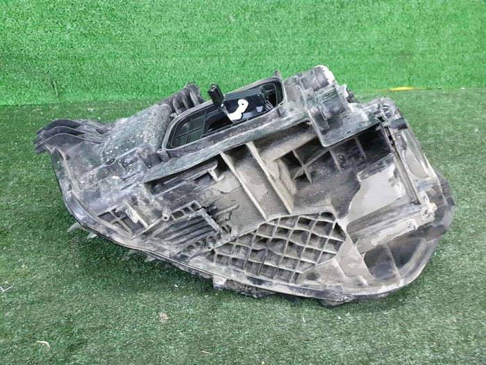 Битая Фара правая Mercedes CLA C118 (19-23) LED