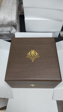 Подарочный футляр с брендированием