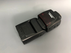 Nikon Speedlight SB-700