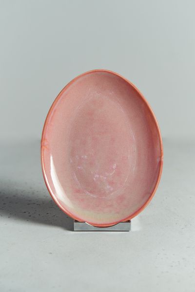 Керамическое блюдце светло-розовое, 19 см, Россия