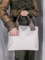 Сумка через плечо средняя классическая