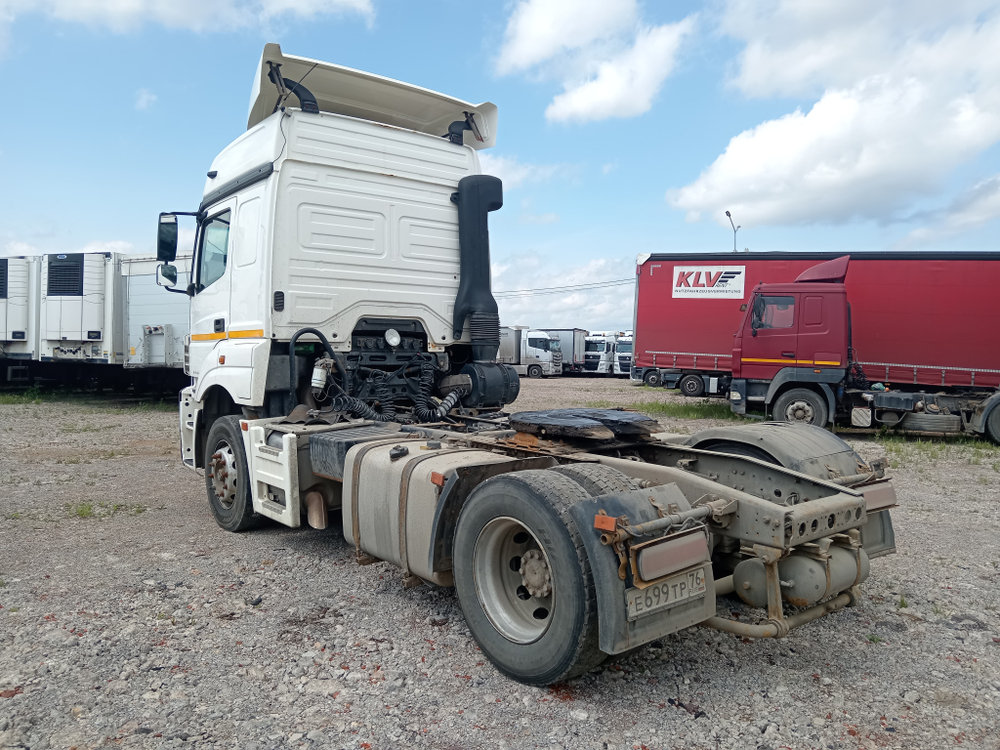 КамАЗ 5490 4x2 Седельный тягач 5490-S5 (Дизель/Газ, 12,0 л, 401 л.с., МТ)