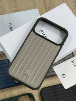Чехол на iPhone 17 Pro Max Rimowa