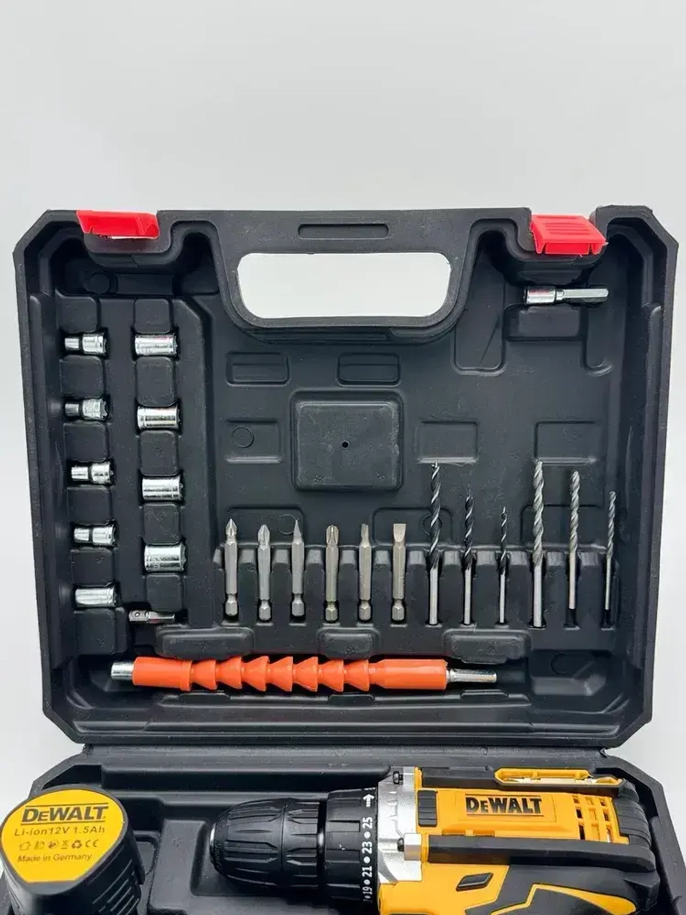 Шуруповерт аккумуляторная дрель DeWalt 12V 2 АКБ