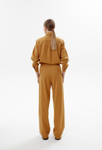 Костюм с брюками, охра