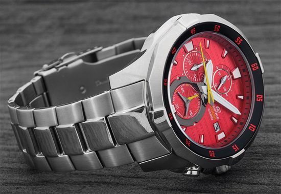 Наручные часы Casio EFM-502D-4AVUDF