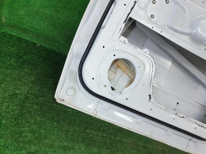 Дверь передняя правая Range Rover Vogue 3 L322 (2002-2012)