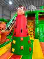 Коммерческий надувной батут «Сафари Ультра 2», 12*6*7 м.