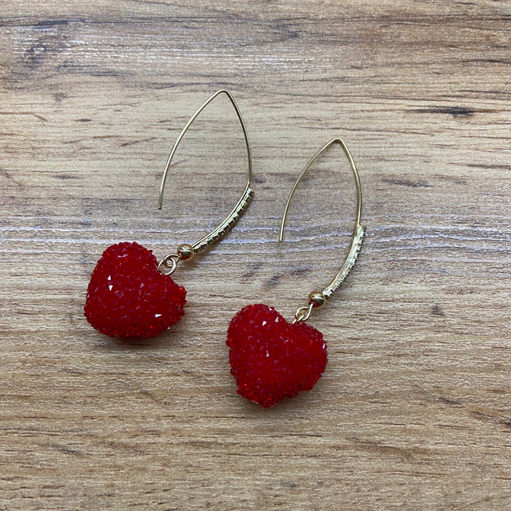 Серьги-петля подвеска Красное сердце стразы металл золотистый