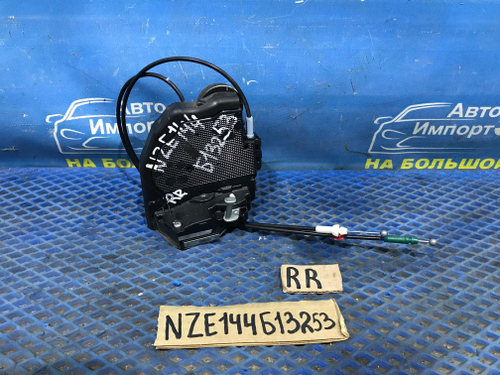 Замок двери задней правой TOYOTA COROLLA AXIO 2006-2012
