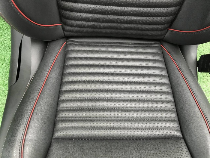 Сиденье Комплект сидений LR Discovery Sport 19-нв